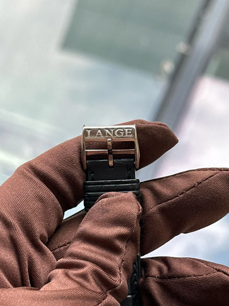 Box and Extract from Archives